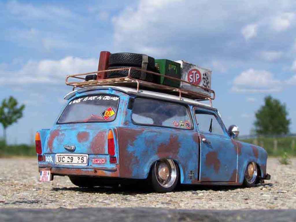Trabant 601 Universal rat 1/18 Sun Star