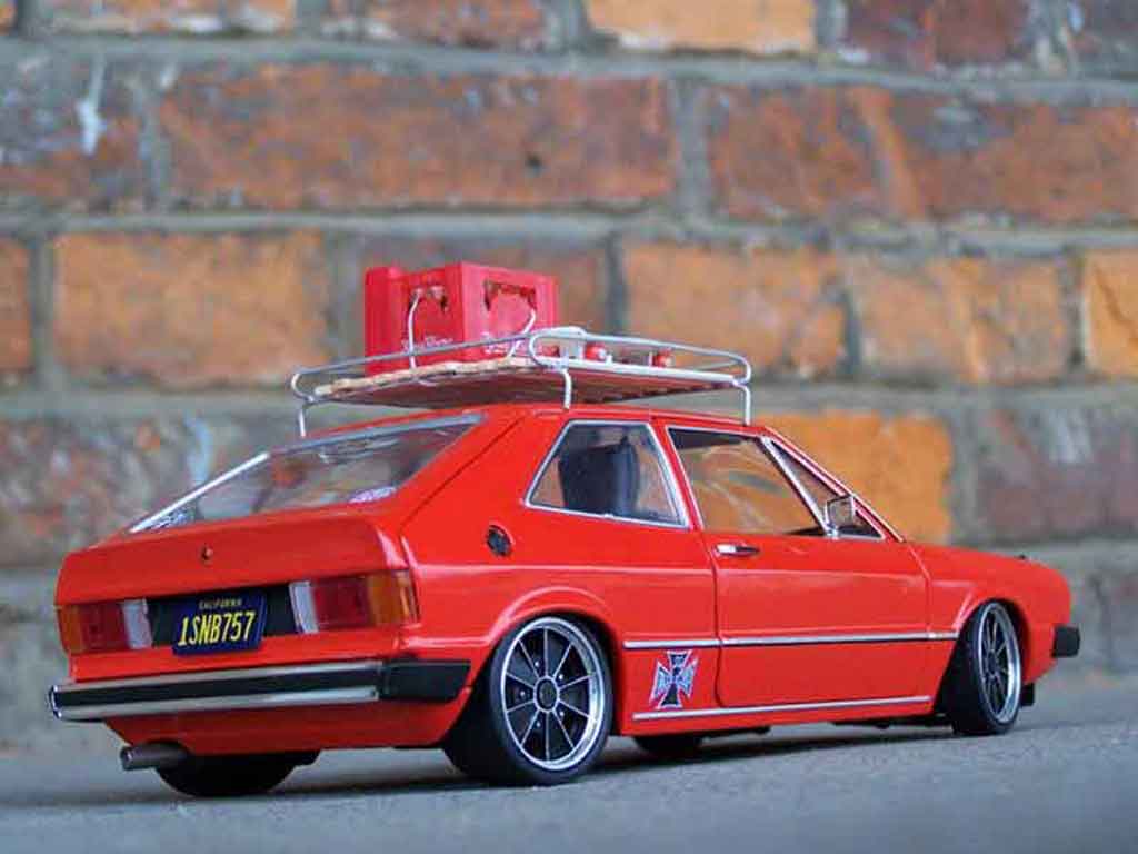 Volkswagen Scirocco GTI restocal 1/18 Revell
