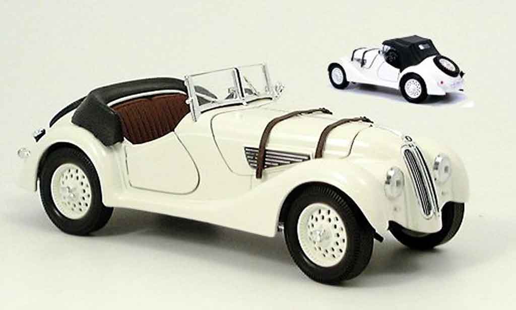 Bmw 328 1940 1/18 Yat Ming 1940 beige modelauto