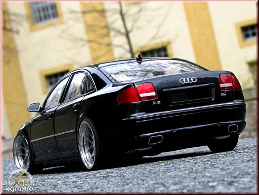Audi A8 1/18 Kyosho zwart jantes 20 pouces modelauto