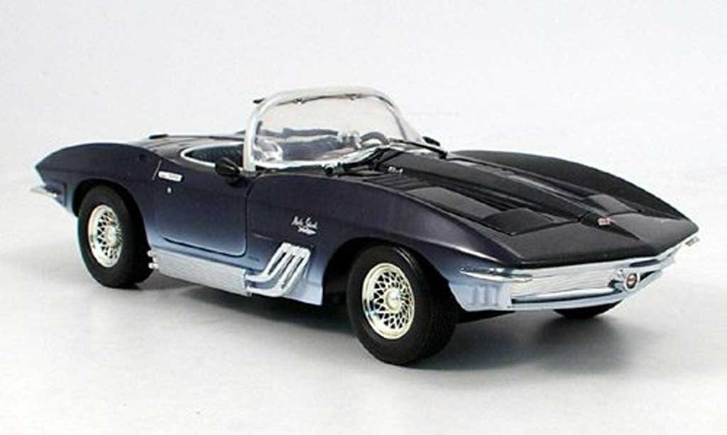 Chevrolet Corvette C1 1/18 Motormax C1 Mako blauw 1961 modelauto