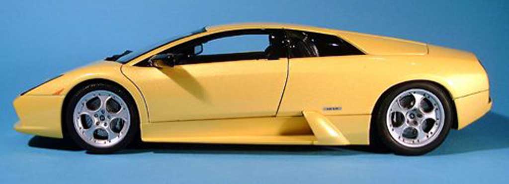 Lamborghini Murcielago 1/18 Autoart geel 2001 modelauto