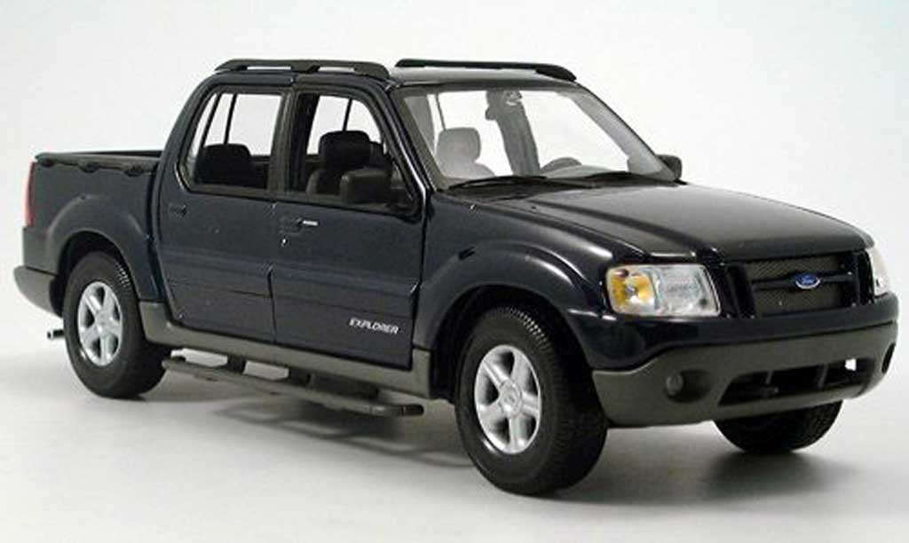 Ford Explorer Sport Trac 1/18 Maisto Sport Trac blauw modelauto