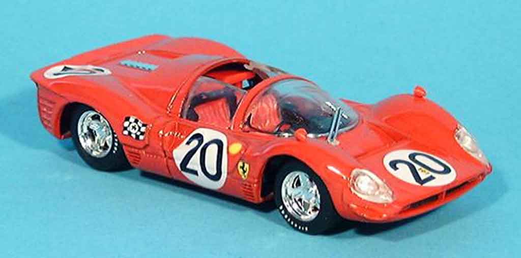 Ferrari 330 P4 1/43 Brumm P4 spyder le mans chris amon 1967 modelauto