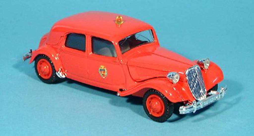Citroen Traction 15 1/43 Solido 15 CV Brandweer brandweer (F) 1952 modelauto