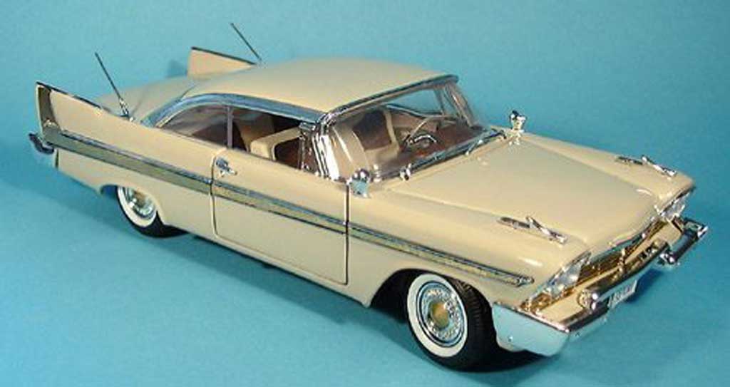 Plymouth Fury 1/18 Motormax beige 1958 modelauto