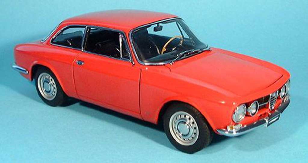 Alfa Romeo 1750 GTV 1/18 Autoart GTV rood 1967 modelauto