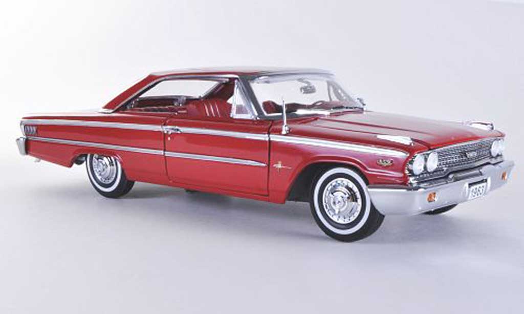 Ford Galaxy 1/18 Sun Star 500 XL rood 1963 modelauto
