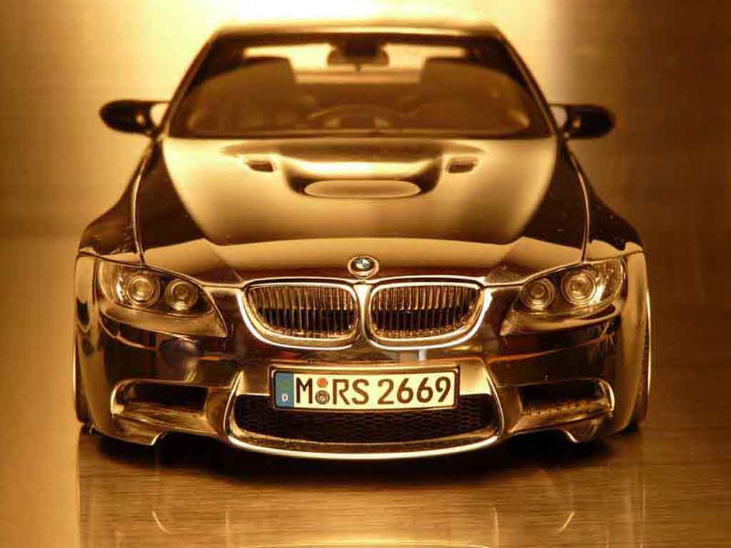 Bmw M3 E92 1/18 Kyosho E92 full chrome jantes 18 pouces modelauto