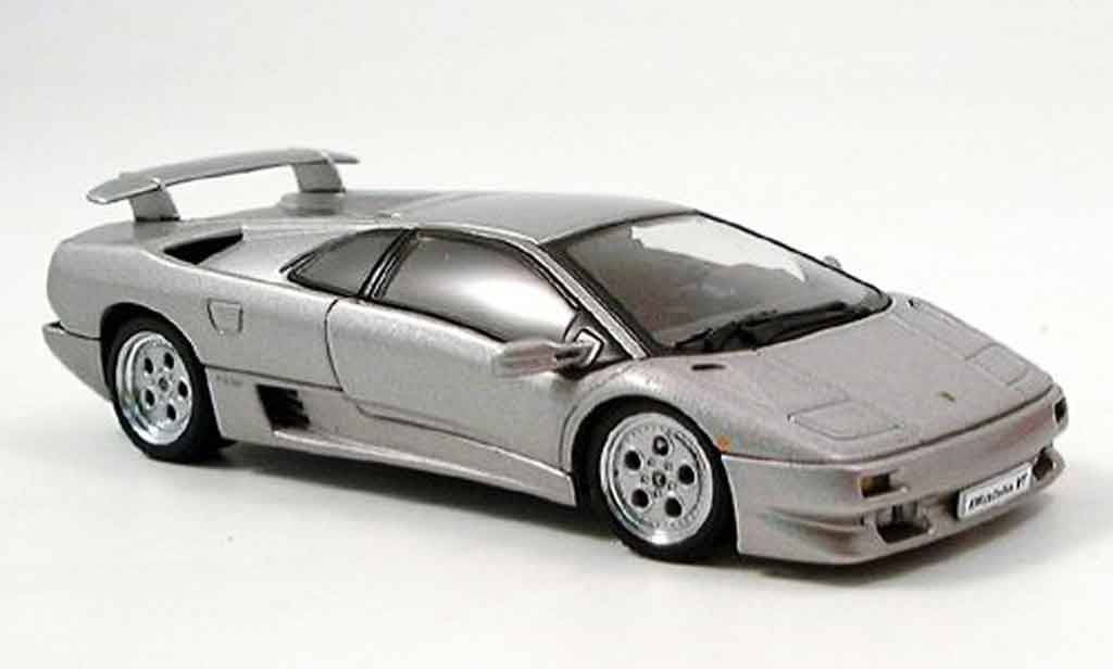 Lamborghini Diablo 1/43 Autoart coupe vt grijs metallic modelauto