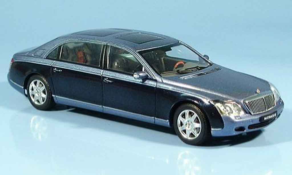 Maybach 62 1/43 Autoart LWB blauw modelauto