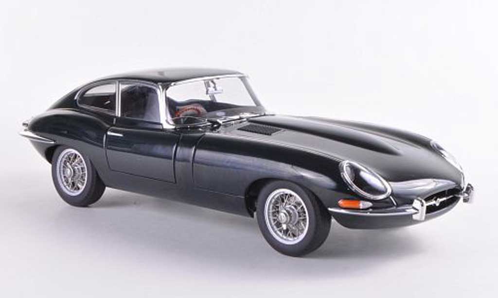 Jaguar E-Type 1961 1/18 Autoart 1961 Coupe Series I 3.8 grun modelauto
