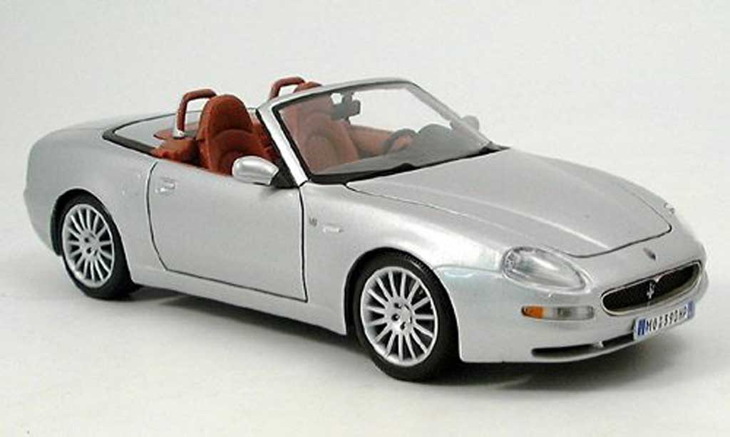 Maserati GT Spyder 1/18 Maisto grijs 2004 modelauto