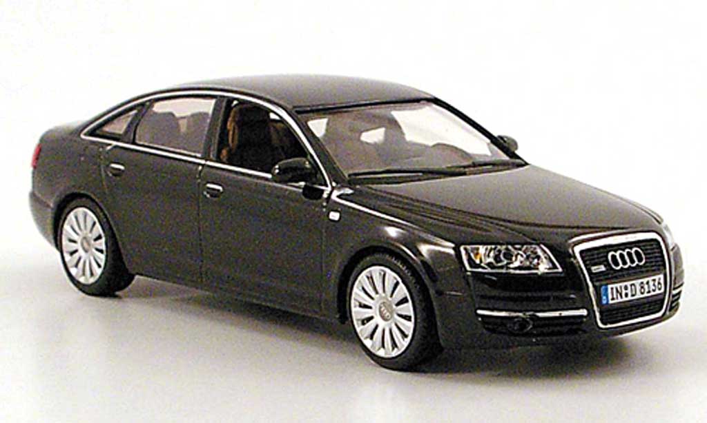 Audi A6 1/43 Minichamps (C6) zwart 2004 modelauto