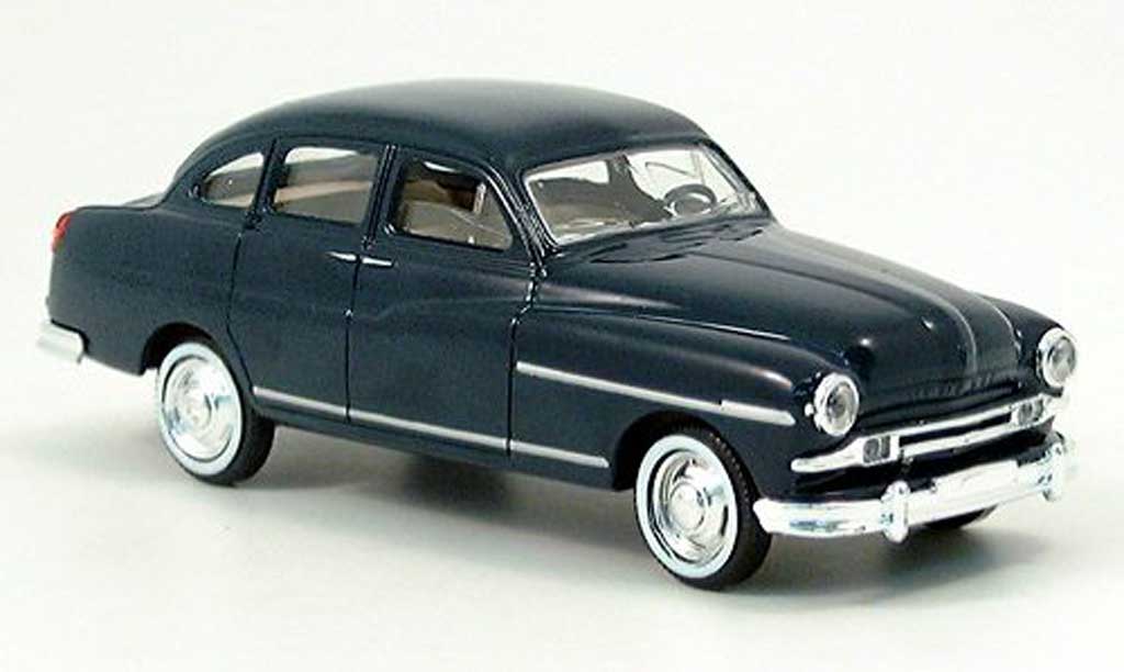 Ford Vedette 1/43 Solido Sedan blauw 1953 modelauto