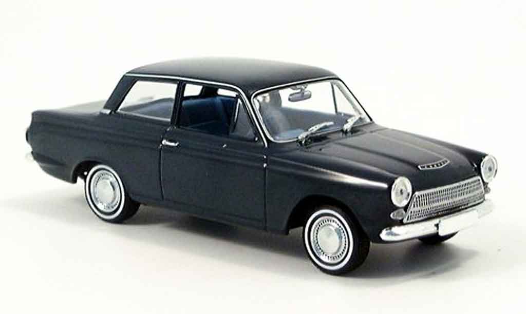 Ford Cortina 1/43 Minichamps MK I blauw 1962 modelauto