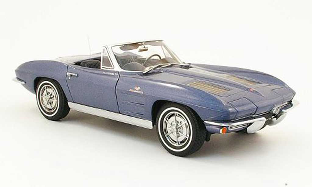 Chevrolet Corvette C2 1/18 Autoart C2 blauw 1963 modelauto