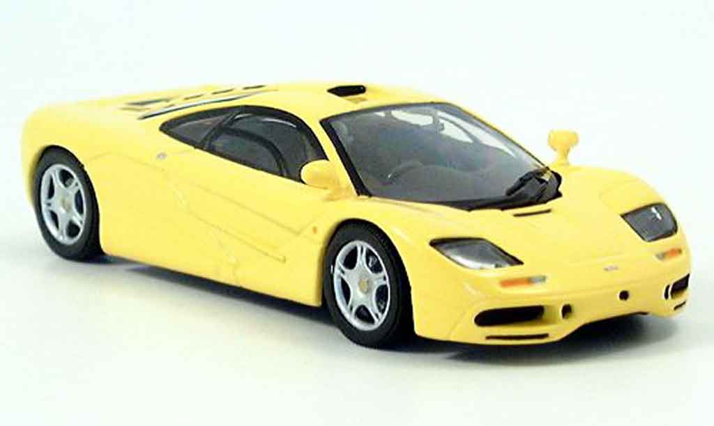 McLaren F1 1/43 Minichamps GTR geel modelauto