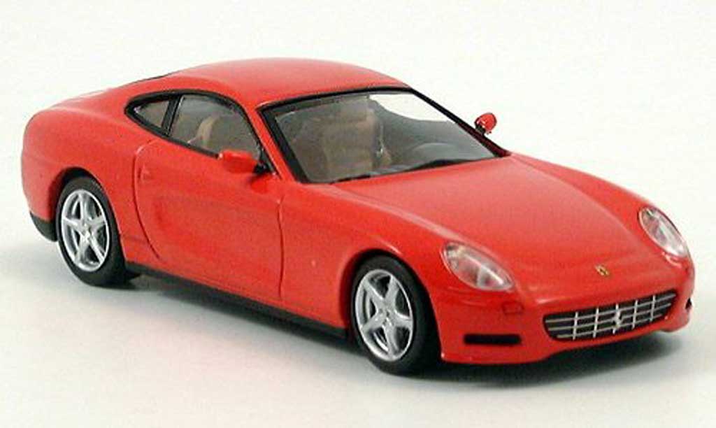 Ferrari 612 1/43 IXO Scaglietti rood 2003 modelauto