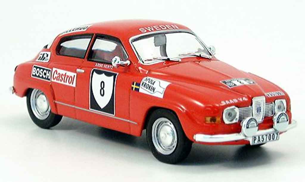 Saab 96 1/43 IXO V4 No.8 Blomquist Hertz Rallye Schweden 1972 modelauto