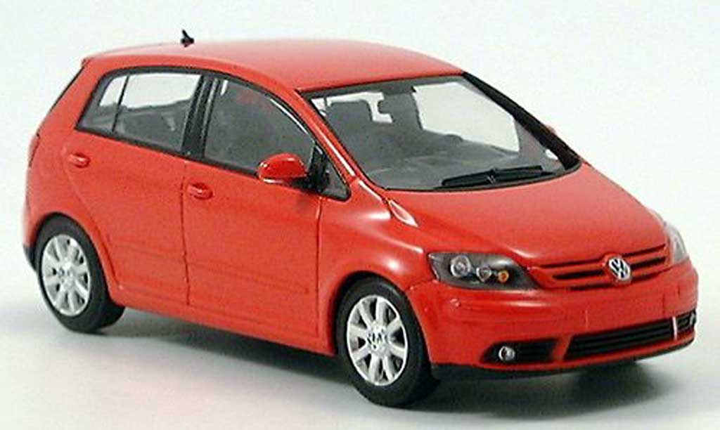 Volkswagen Golf V 1/43 Minichamps V Plus rood 2004 modelauto