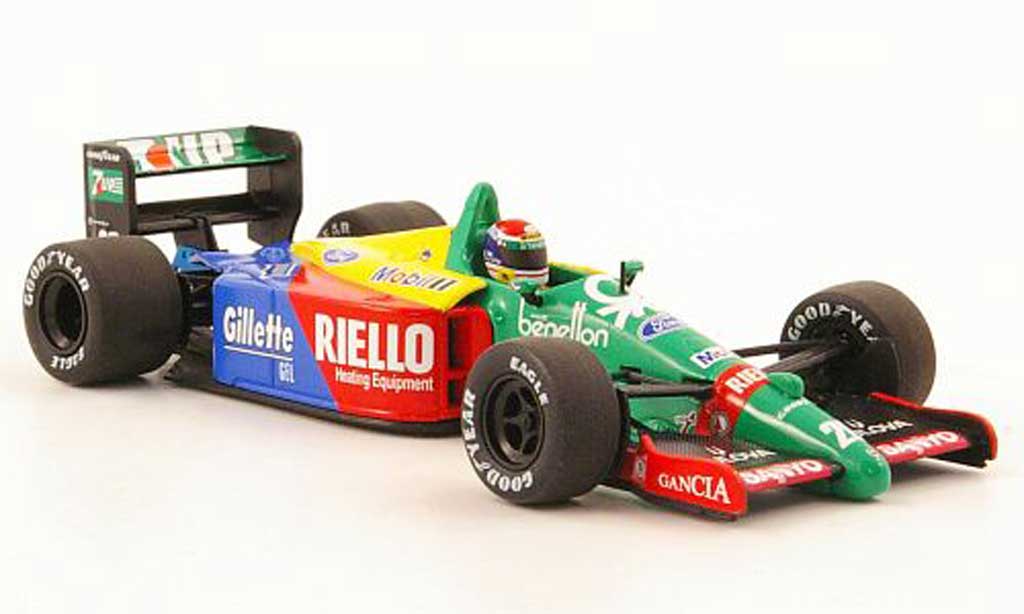 Ford F1 1989 1/43 Minichamps 1989 Benetton B 189 No.20 Riello E.Pirro Saison modelauto