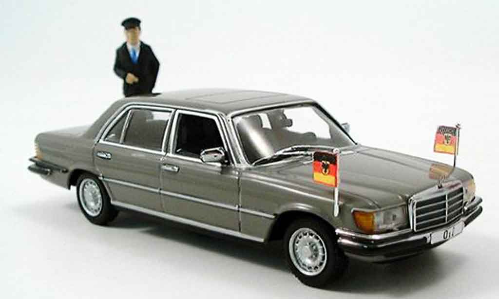 Mercedes 350 SEL 1/43 Minichamps SEL Helmut Schmidt modelauto