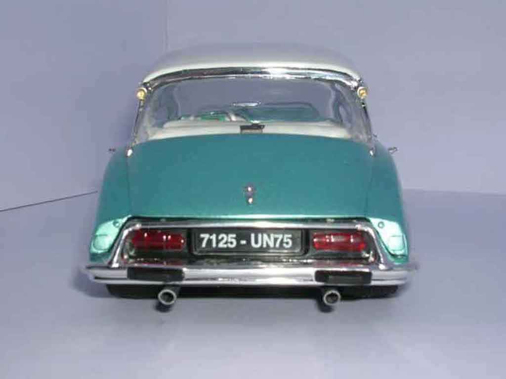 Citroen DS 19 sema show 1/18 Solido