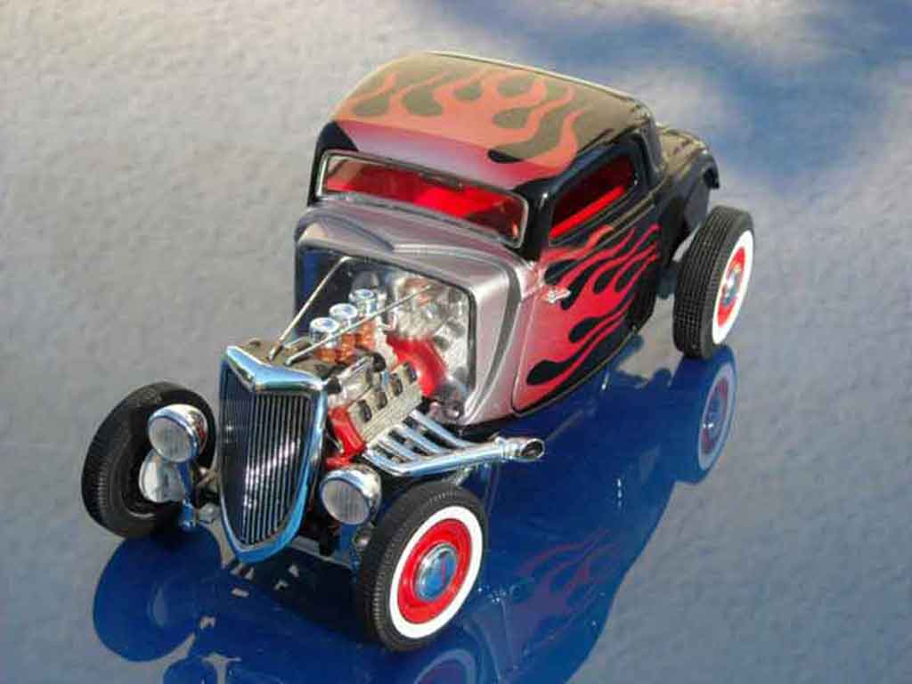 Ford 1934 Hot Rod zwart flaming 1/18 Ertl