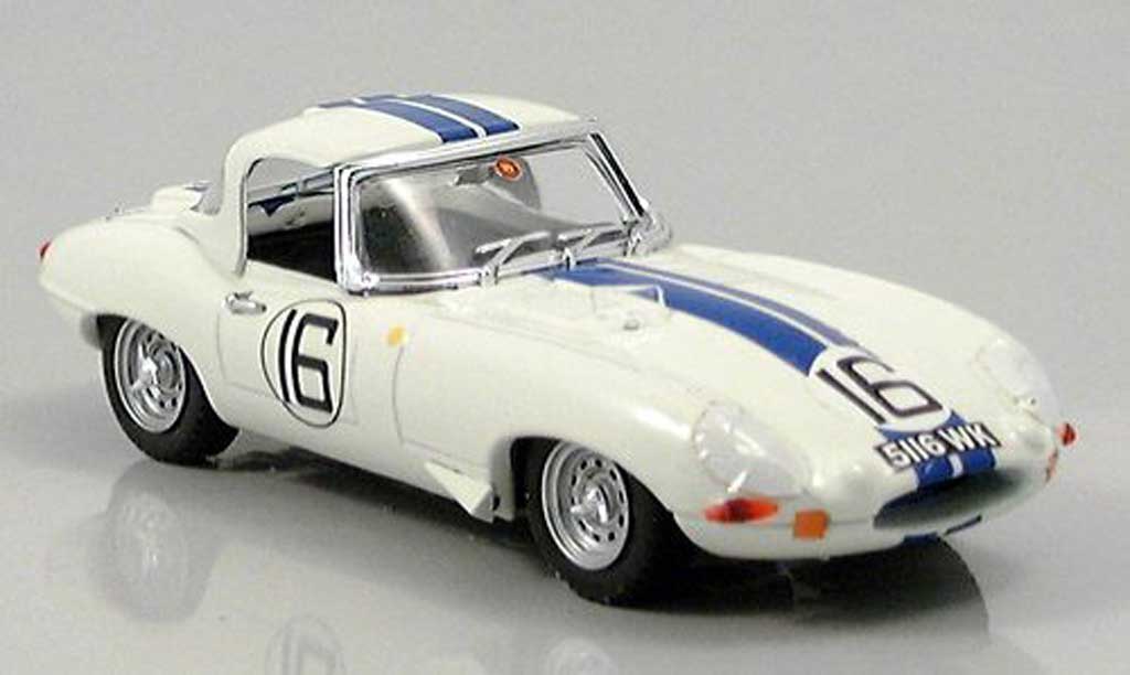 Jaguar E-Type 1963 1/43 Best 1963 E-Spyder LM Salvadori-Richards modelauto