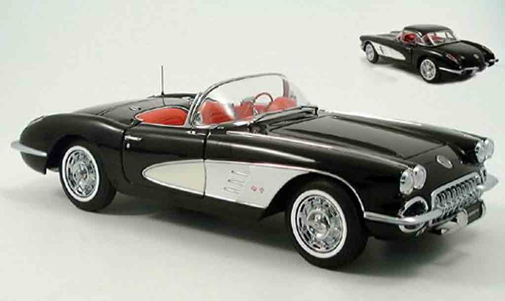 Chevrolet Corvette C1 1/18 Autoart C1 zwart 1959 modelauto