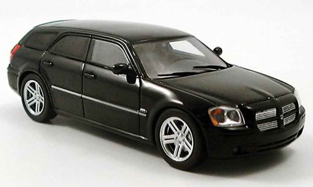 Dodge Magnum 2005 1/43 Spark 2005 RT zwart modelauto