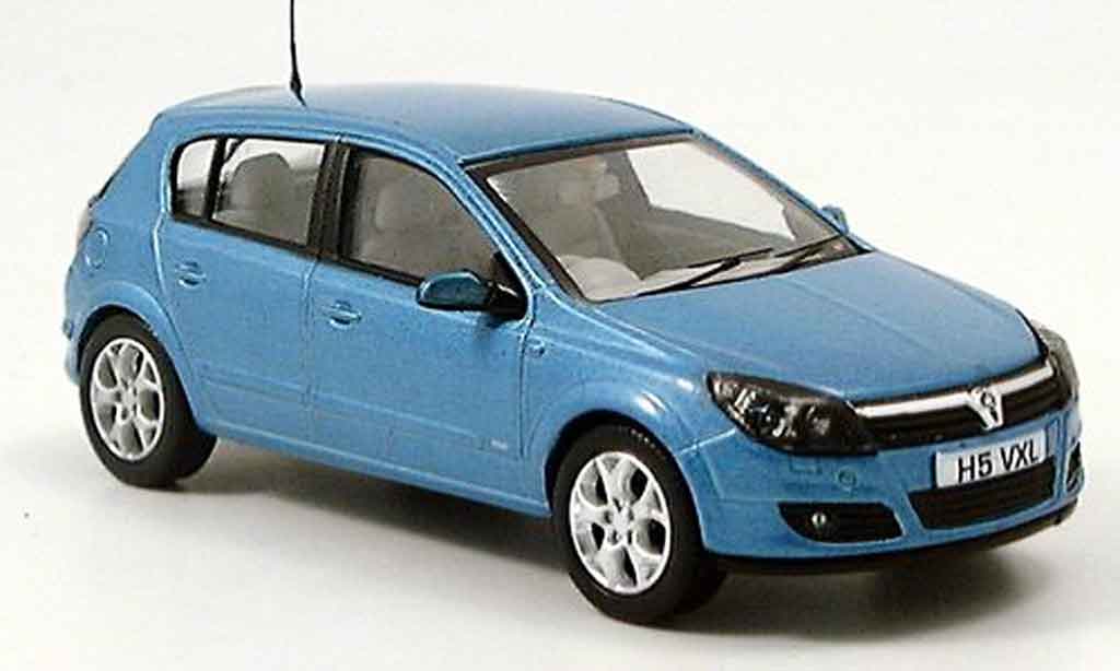 Opel Astra 1/43 Vanguards SXi blauw modelauto