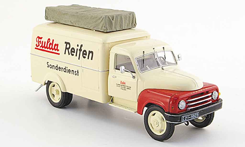 Hanomag L28 1/43 Schuco Bestelwagen Fulda Reifen modelauto