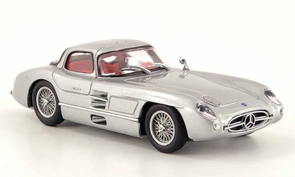 Mercedes 300 SLR 1/43 Minichamps SLR Uhlenhaut Coupe grijs 1955 modelauto