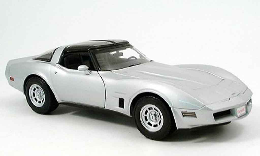 Chevrolet Corvette C3 1/18 Welly C3 grijs 1982 modelauto