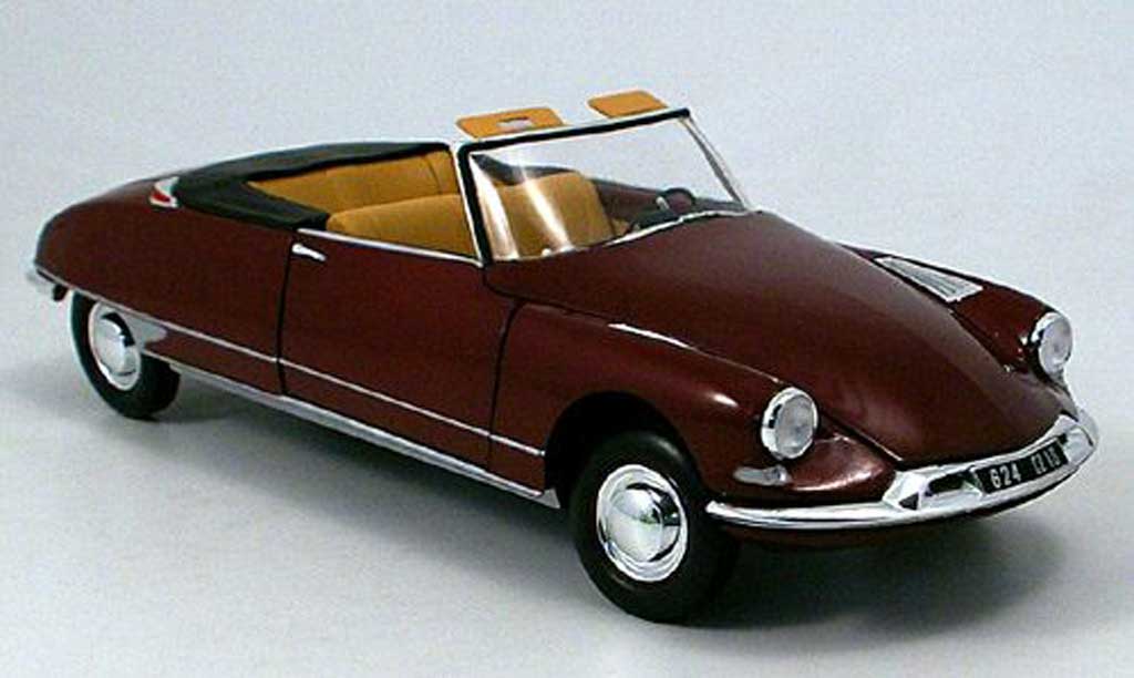 Citroen DS 19 1/43 Norev 19 cabriolet zwart-rood modelauto