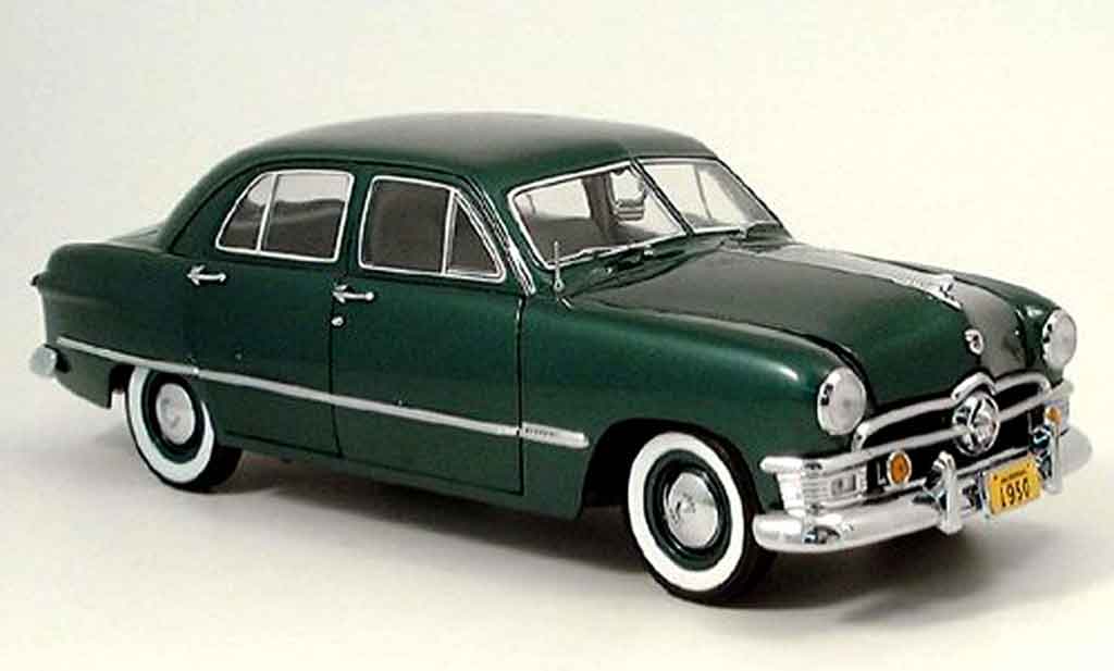 Ford Custom 1/18 Precision grun 1950 modelauto