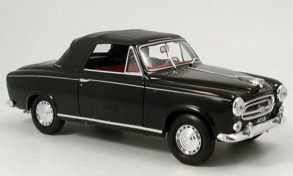 Peugeot 403 Cabriolet 1/18 Welly Cabriolet zwart 1957 avec capote modelauto