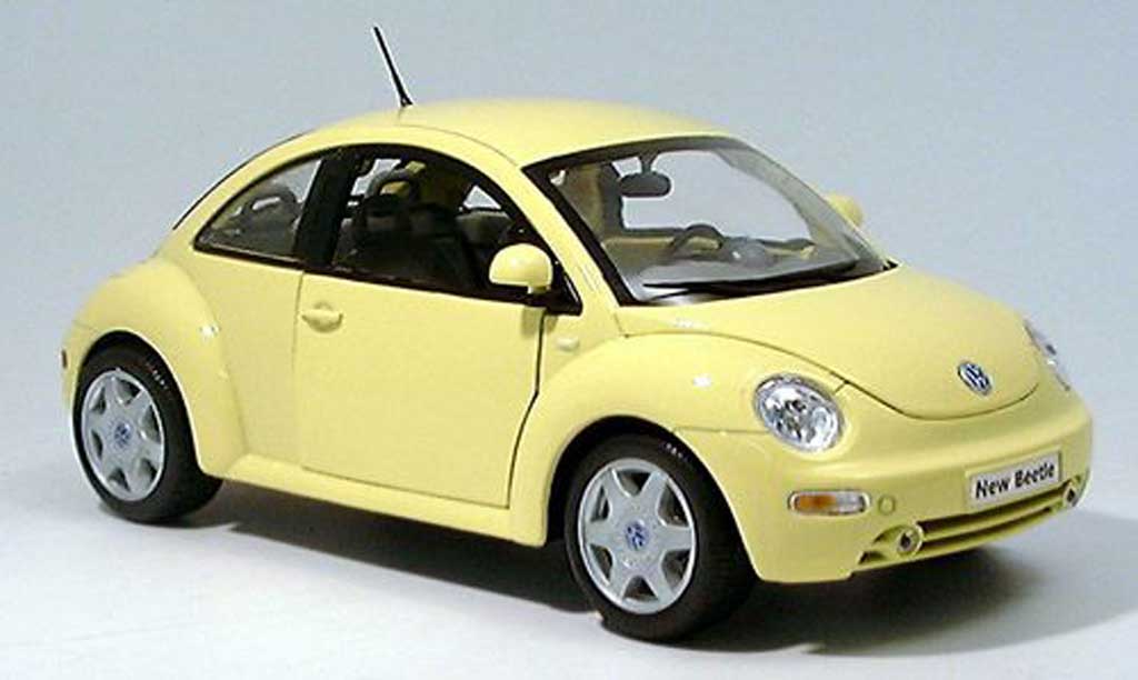 Volkswagen New Beetle 1/18 Welly geel clair modelauto