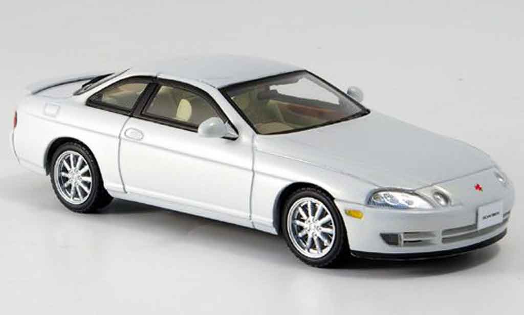 Toyota Soarer 1/43 Kyosho 2.5gt twin turbo l wit 1991 modelauto