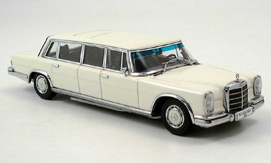 Mercedes 600 1/43 Autoart (W100) LWB wit modelauto