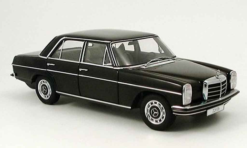 Mercedes 220 1/18 Autoart d strichachter limousine zwart modelauto