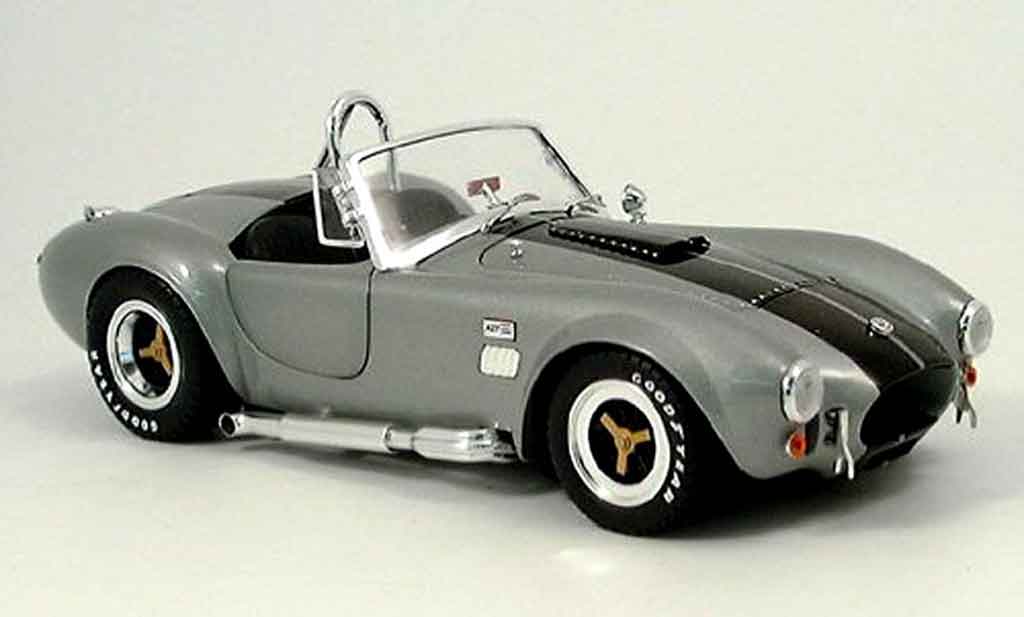 Shelby Ac Cobra 1/18 Shelby Collectibles 427 s c grijs zwart modelauto