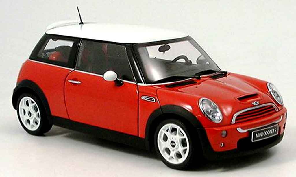 Mini Cooper S 1/18 Kyosho S rood wit modelauto