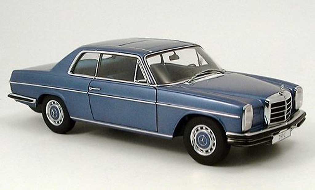 Mercedes 280 1968 1/18 Autoart 1968 c strichachter coupe blauw modelauto