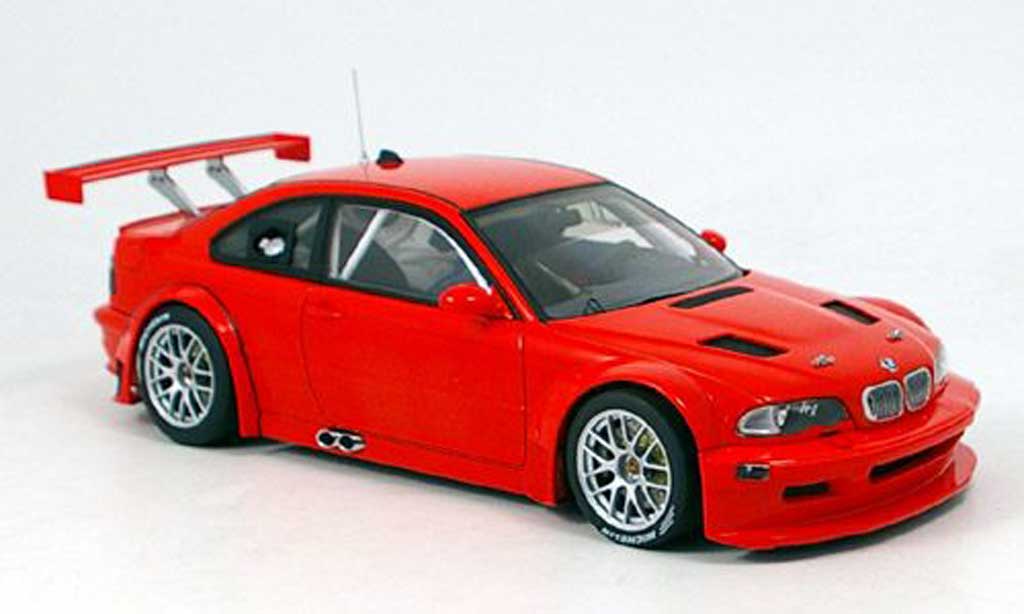 Bmw M3 E46 1/18 Autoart GTR E46 plain body version rood nurburgring 2005 modelauto