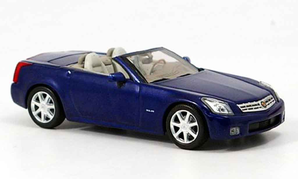 Cadillac XLR 1/43 Norev blauw 2004 modelauto