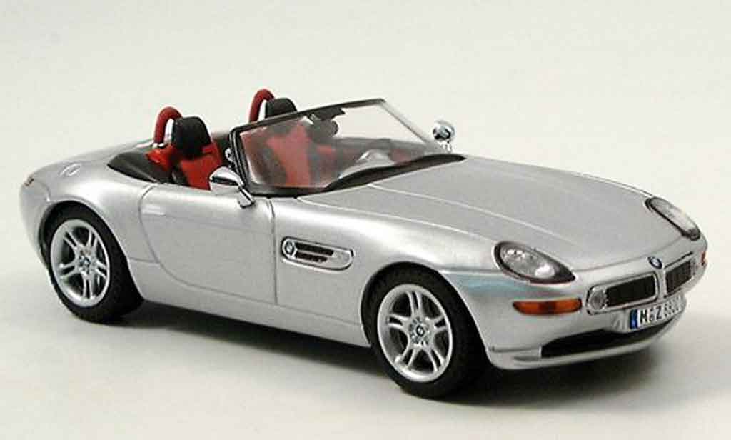 Bmw Z8 1/43 IXO grijs metallic 2001 modelauto