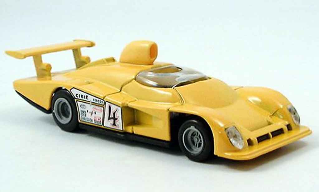 Alpine A442 1/43 Solido geel modelauto
